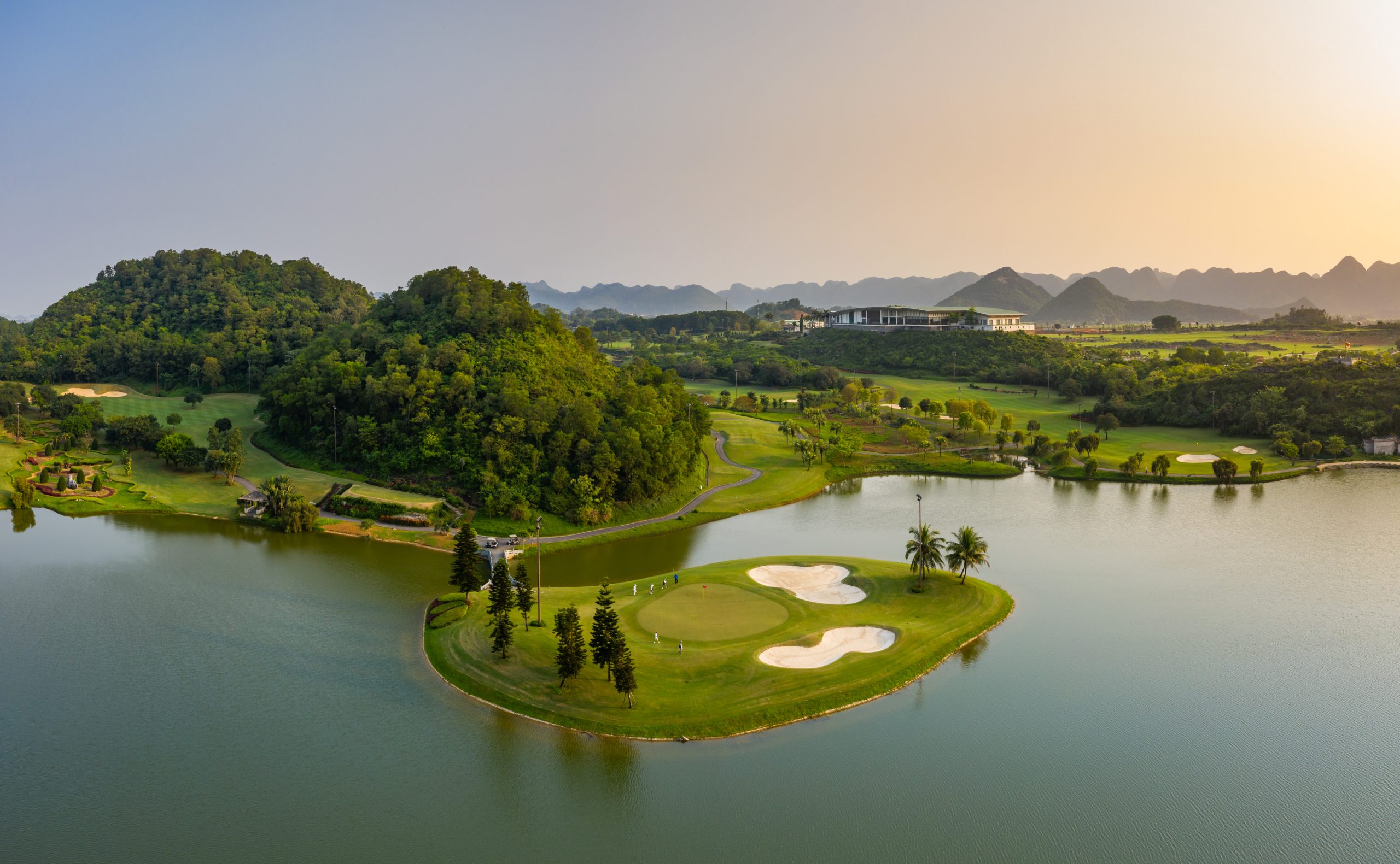 DỰ ÁN SÂN GOLF HOÀNG GIA